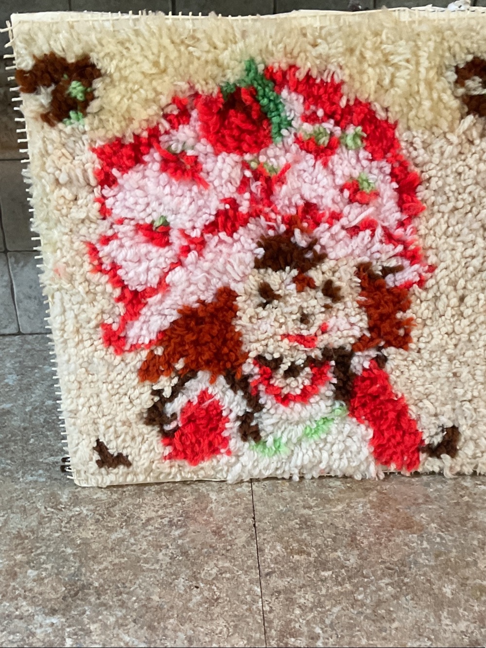Vintage-Inspired Hooked Accent Pillow Cover in Red, Cream and Brown